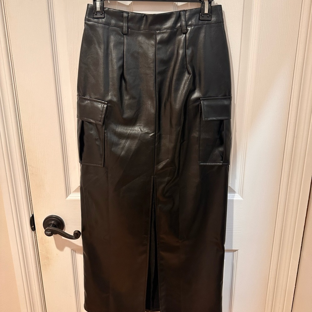 Chic Black Faux Leather Skirt